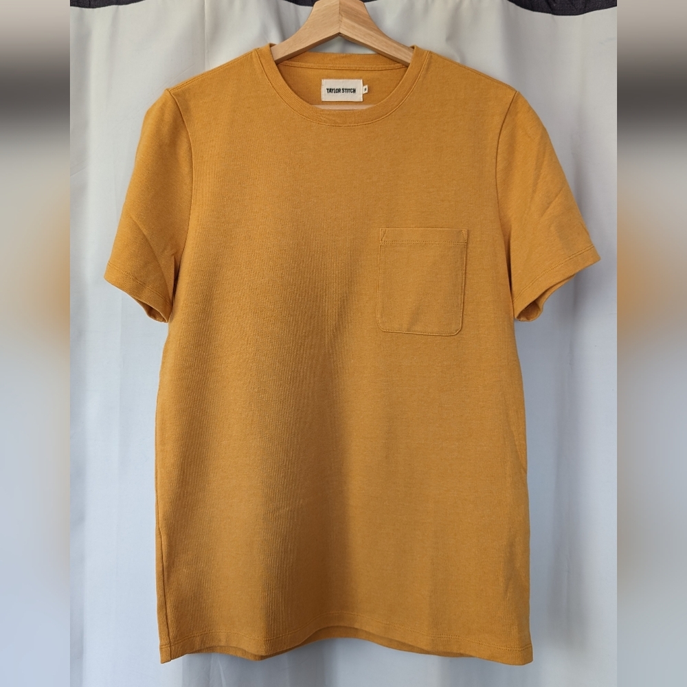 Taylor Stitch The Heavy Bag Pocket T-Shirt Goldenrod Mens 38